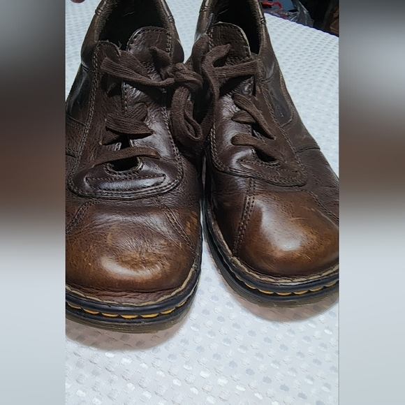 DR MARTENS VINTAGE EUC MENS SZ 9 BROWN DERBY LEATHER OXFORD SHOES - Picture 5 of 8